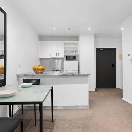108 Astral Apartments Melburne Exterior foto